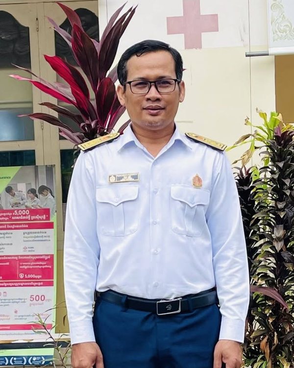 រូបថតលោកគ្រូ ខែម ពុទ្ធី